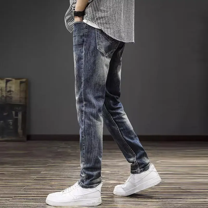 Fashion designer men's washed blue jeans, retro elastic slim fit corrugated jeans, men's straight leg pants, retro denim pants,