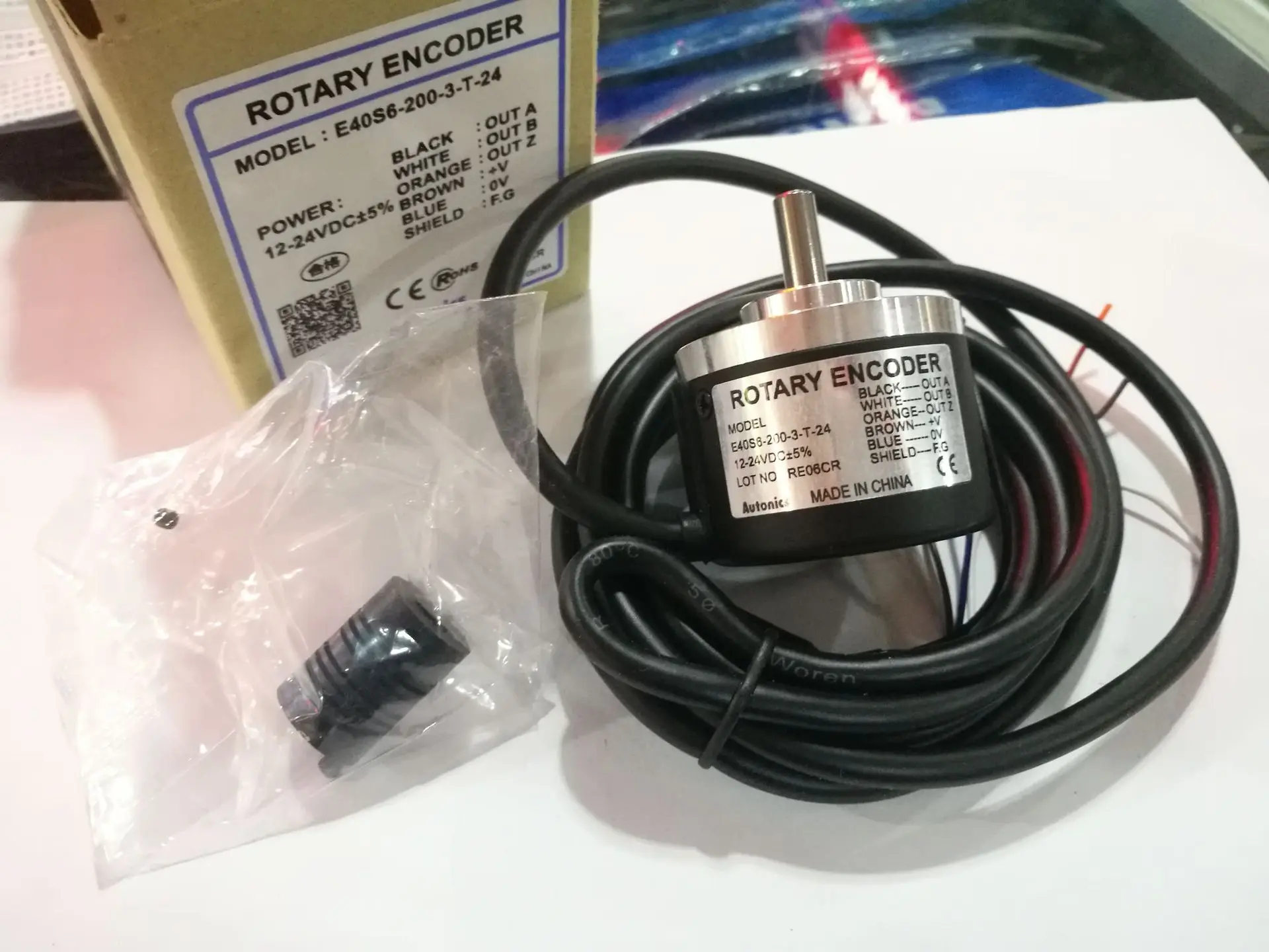 Acting As The Original Brand New E40S6-200-3-T-24 Rotary Encoder for AutoNICS In South Korea