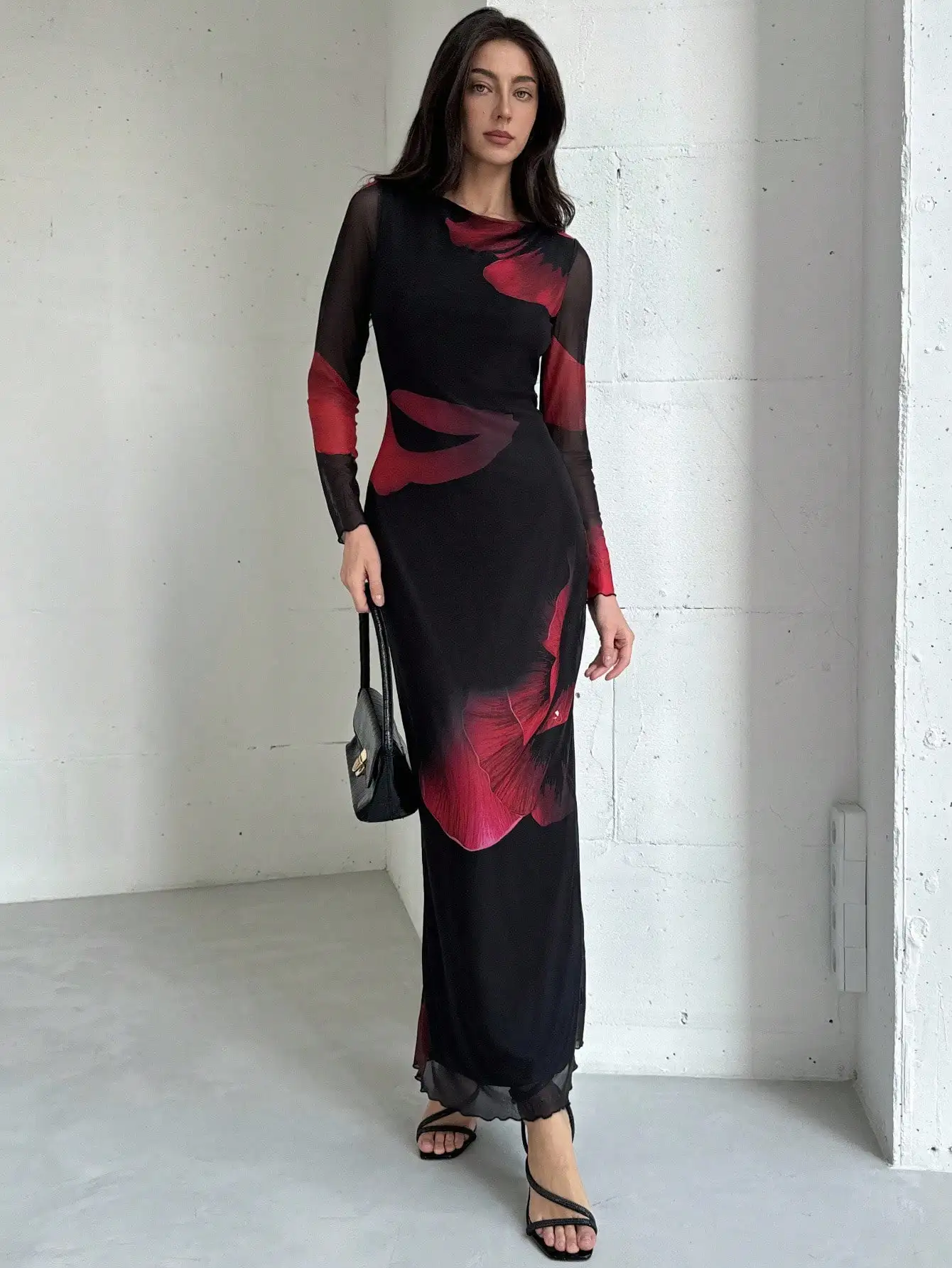 

Элегантное черно-красное платье-макси с цветочным принтом и длинными рукавами из сетки для коктейльных вечеринок, осень-зима