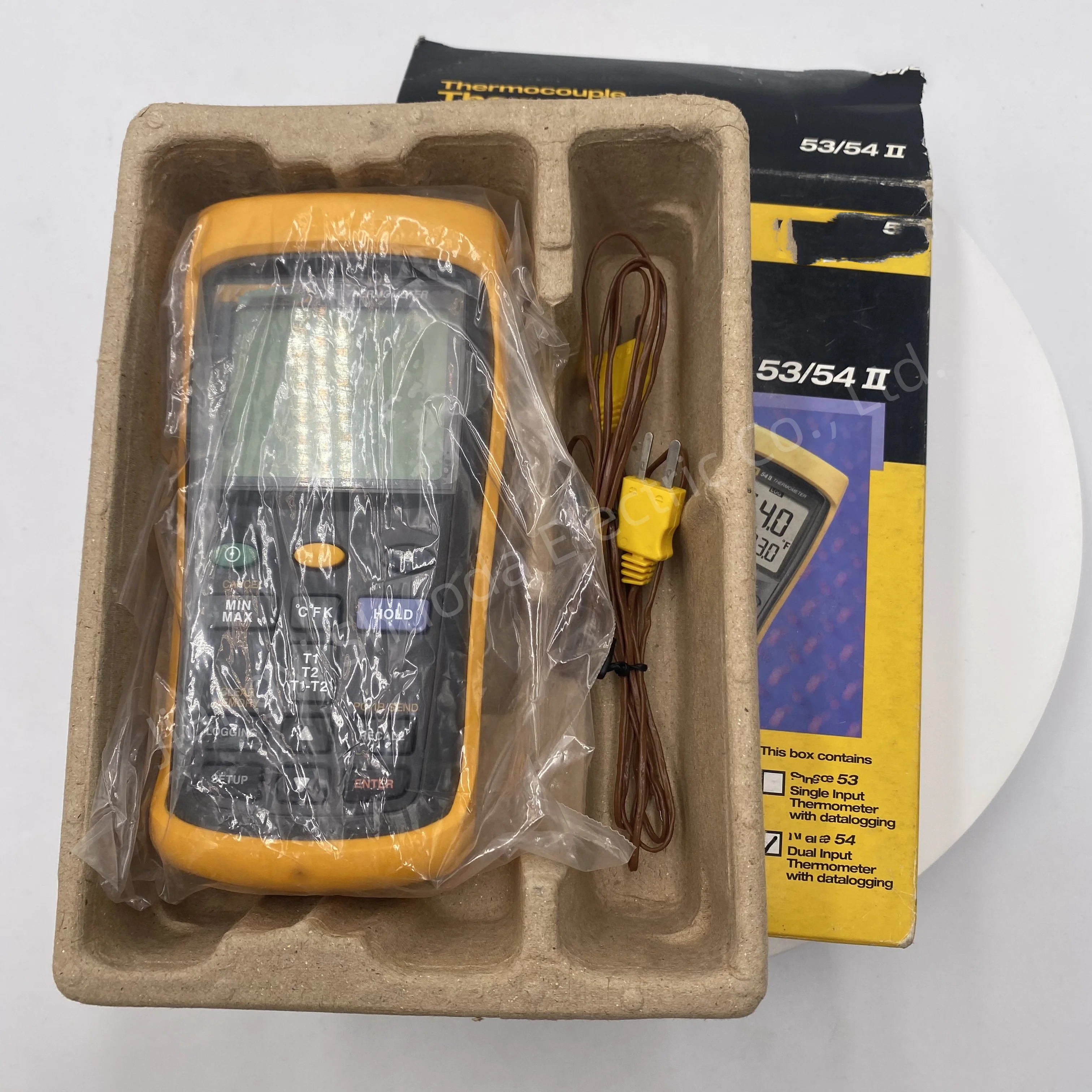 

FLU-KE 88V Automotive Digital Multimeter Brand New One Year Warranty
