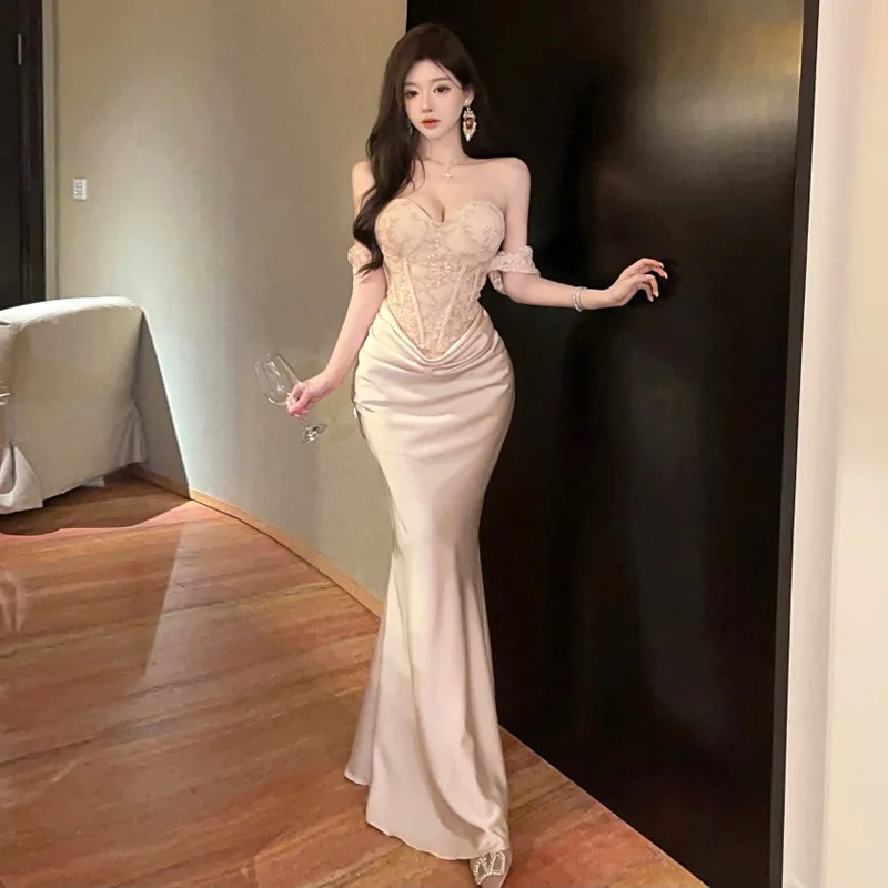 Elegant Southeast Asian 2026 Celebrity Style Lace Patchwork Slimming Fish Tail Dress Short Sleeve High Waist Ball Gown