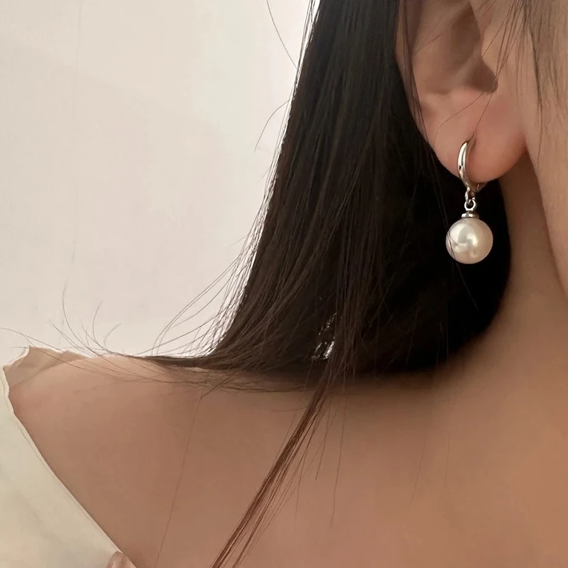 

Real 925 Sterling Silver 18K Gold Shell Pearl Round Hoop Earrings for Women Trendy Fine Jewelry Light Luxury Accessories