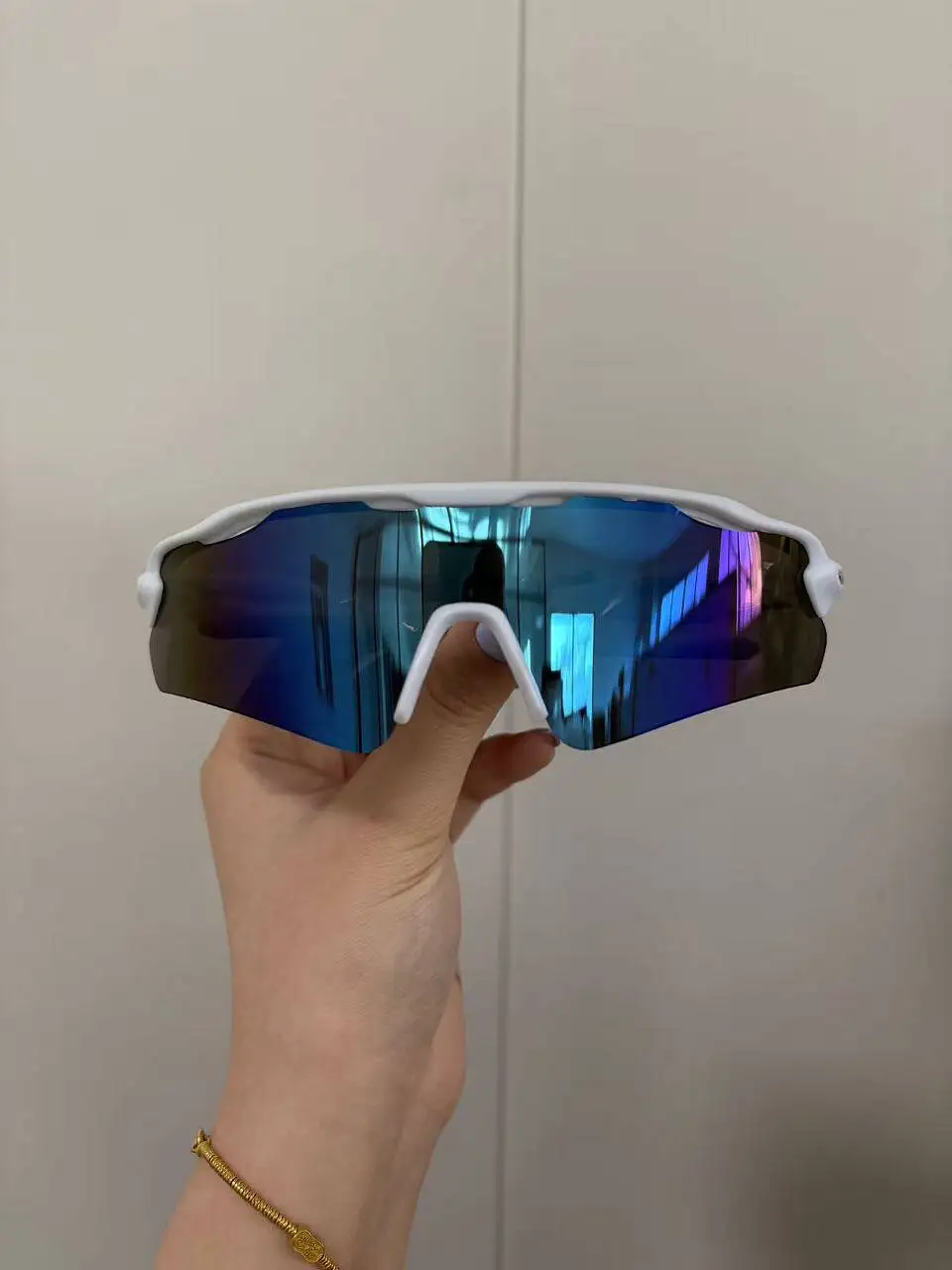 1pc Stylish Polarized Sunglasses for Men, High-Definition UV Protection Glasses for Sports, Cycling and Outdoor Activities