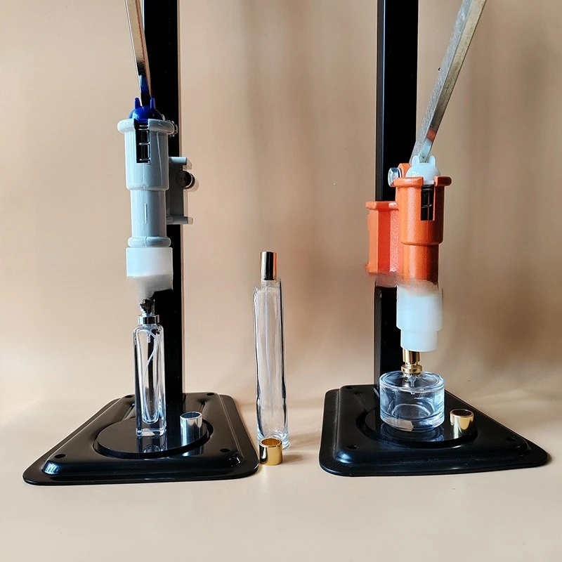 Manual bayonet perfume bottle middle cover capping machine perfume bottle middle cover machine