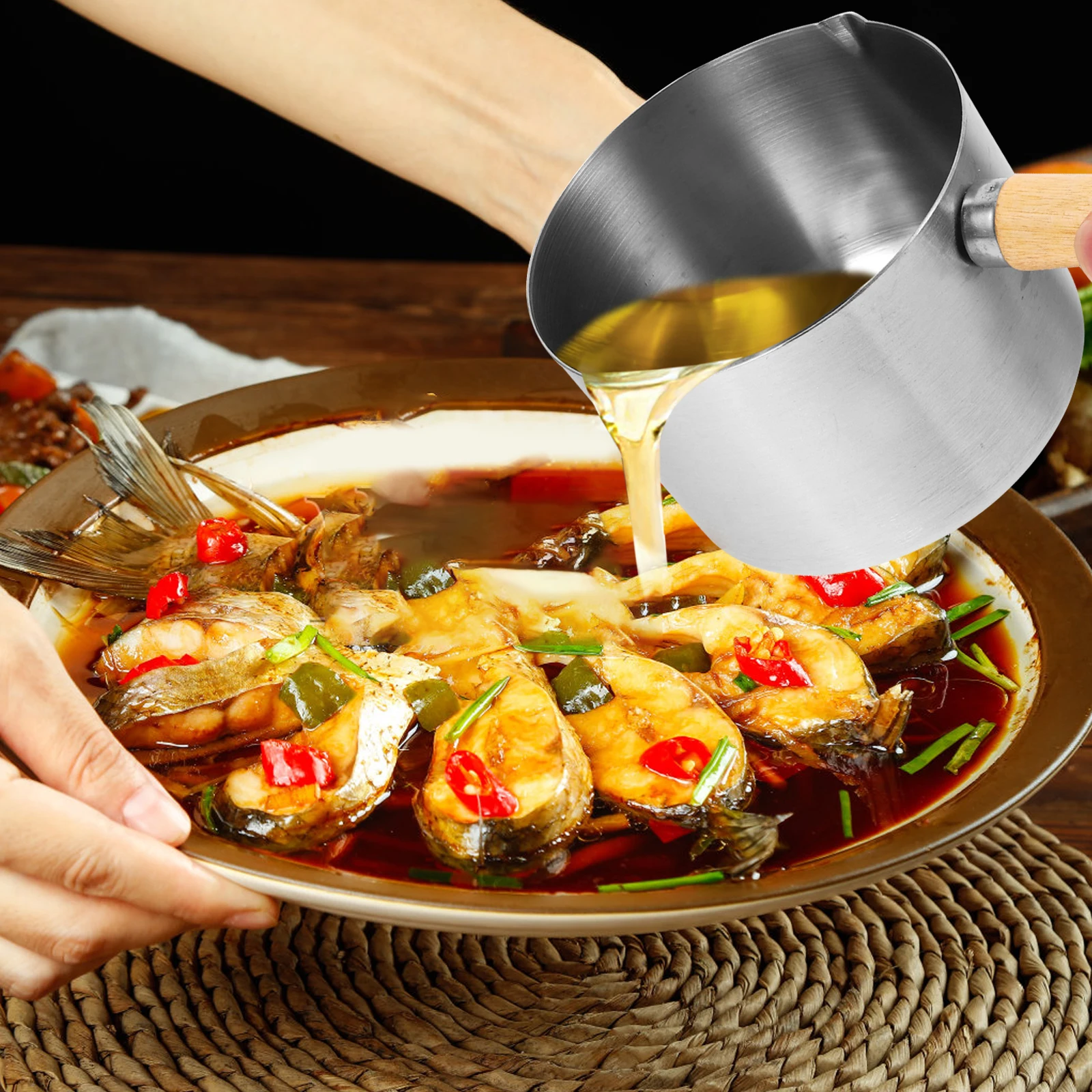

Non Stick Pan Pour Oil Small Pot 500ml Stainless Steel Handle Wooden Practical Kitchen Use Wear Resistance Easy Clean Compact