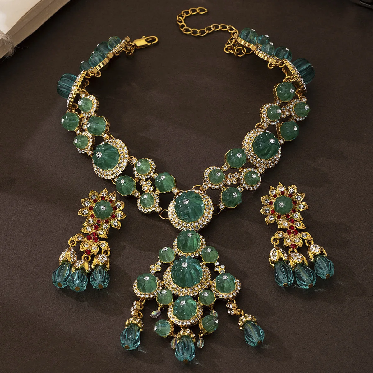 Vintage Retro Green Pumpkin Jewelry Set - Trendy Cross-Border Bestseller Earrings And Necklace with Luxurious Sophisticated Touc