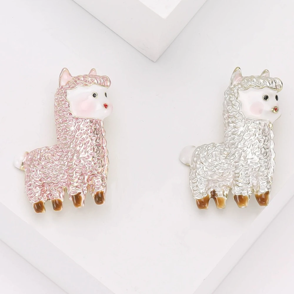 Cute Enamel Alpaca Llama Brooch Pin Metal Animal Lapel Brooch for Women Suit Coat Scarf Jewelry Gift
