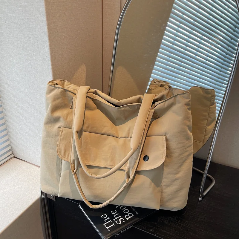 

Simple Versatile Tote Bag for Women2025New Large Capacity Lightweight Cotton Shoulder Bag for Class and Commuting