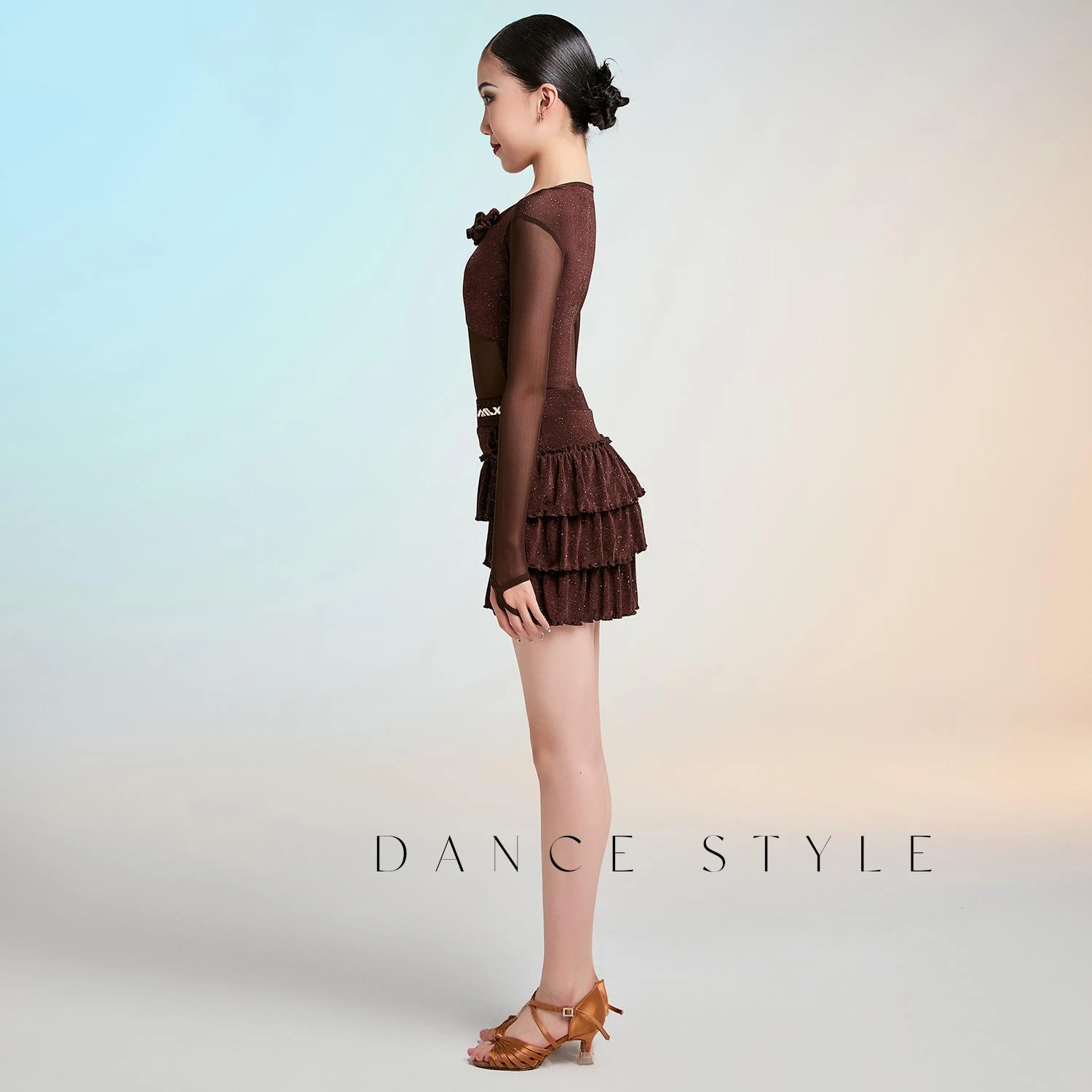 2025 新しいラテンダンス競技服女の子のためのメッシュ袖付きスプリットスカートスーツチャチャルンバタンゴドレスラテンウェア DQS21336