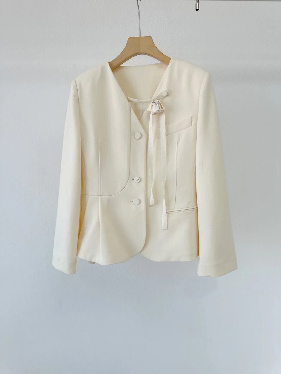 

Spring 2025 Women's Casual Loose Fit Long Sve V-Ne ort Coat Jaet Korean Sle Commute Sle Cotton Blend Outerwear