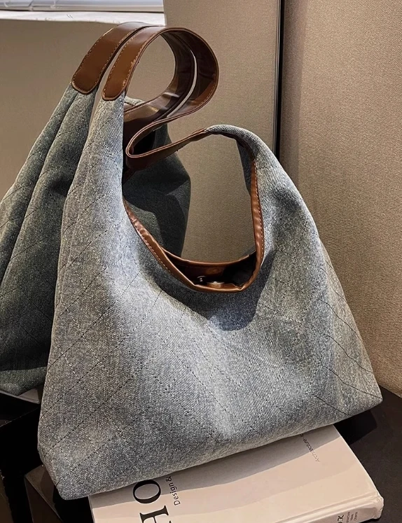 

Commuter Large Capacity Canvas Women's 2025 New Underarm Single Shoulder Denim Tote Bag