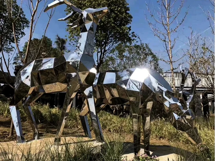 Empty steel ball outdoor stainless steel deer sculpture elegant garden decoration