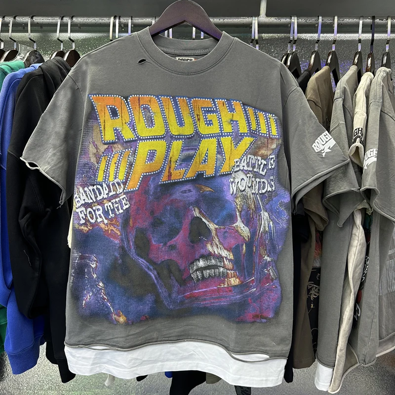 

High Street Streetwear брендовые топы Roughplay, футболка с черепом, горячая футболка со стразами и принтом для мужчин и женщин, универсальная футболка ROUGHPLAY с короткими рукавами