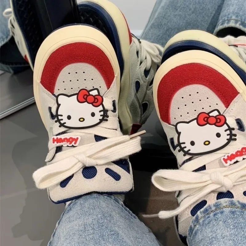 Sanrio Original Hello Kitty American Vintage Bread Shoes for Women 2024 New Versatile Student Sneakers Platform Skateboard Shoes