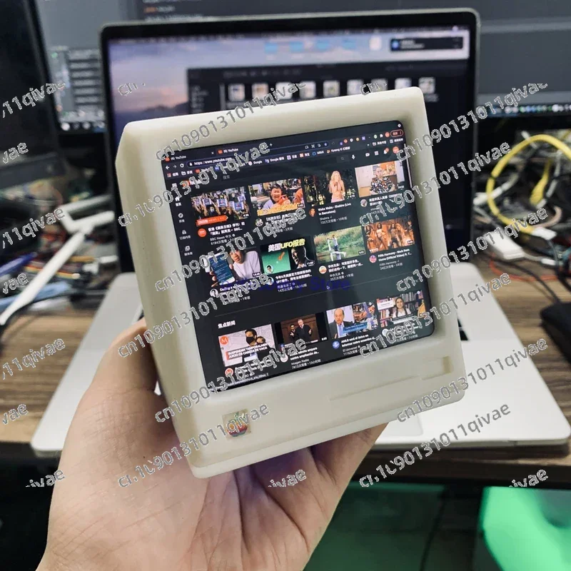 

3.8 Inch Small TV McIntosh Retro Computer 1200*1080 423PPI Sub External Screen Monitor Desktop Ornament