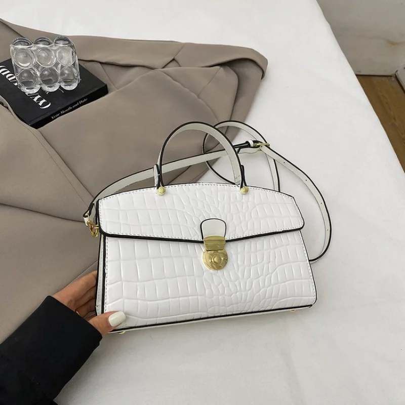 

High-Quality Women's Crossbody Bag in Premium Leather, Tote Style by Famous Designer, Popular Classic Elegant Ladies