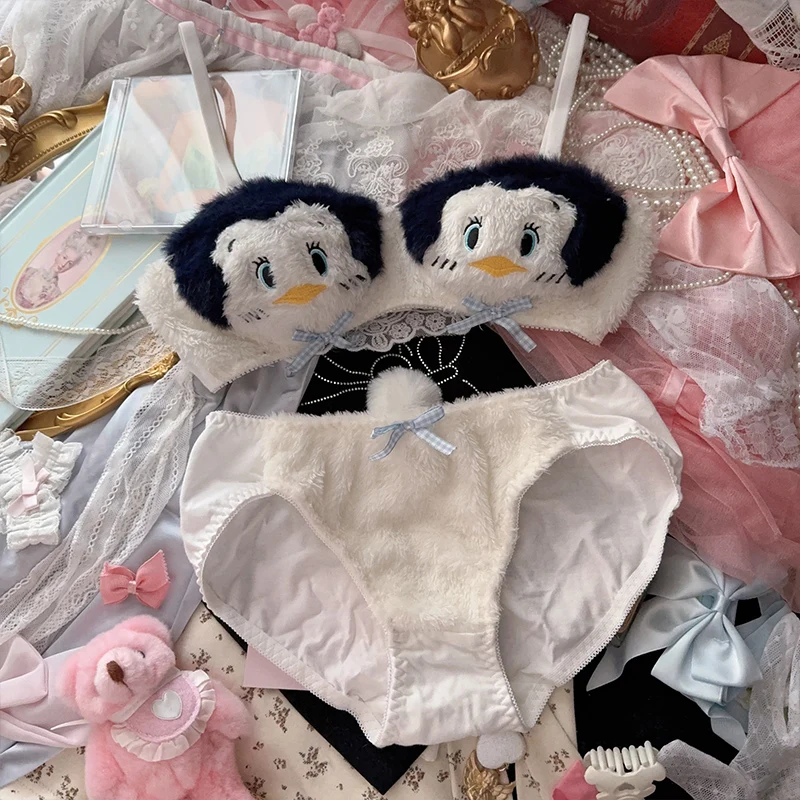 Winter new Japanese sexy underwear female cartoon penguin lingerie birefs suit girl wind cute plush bra set