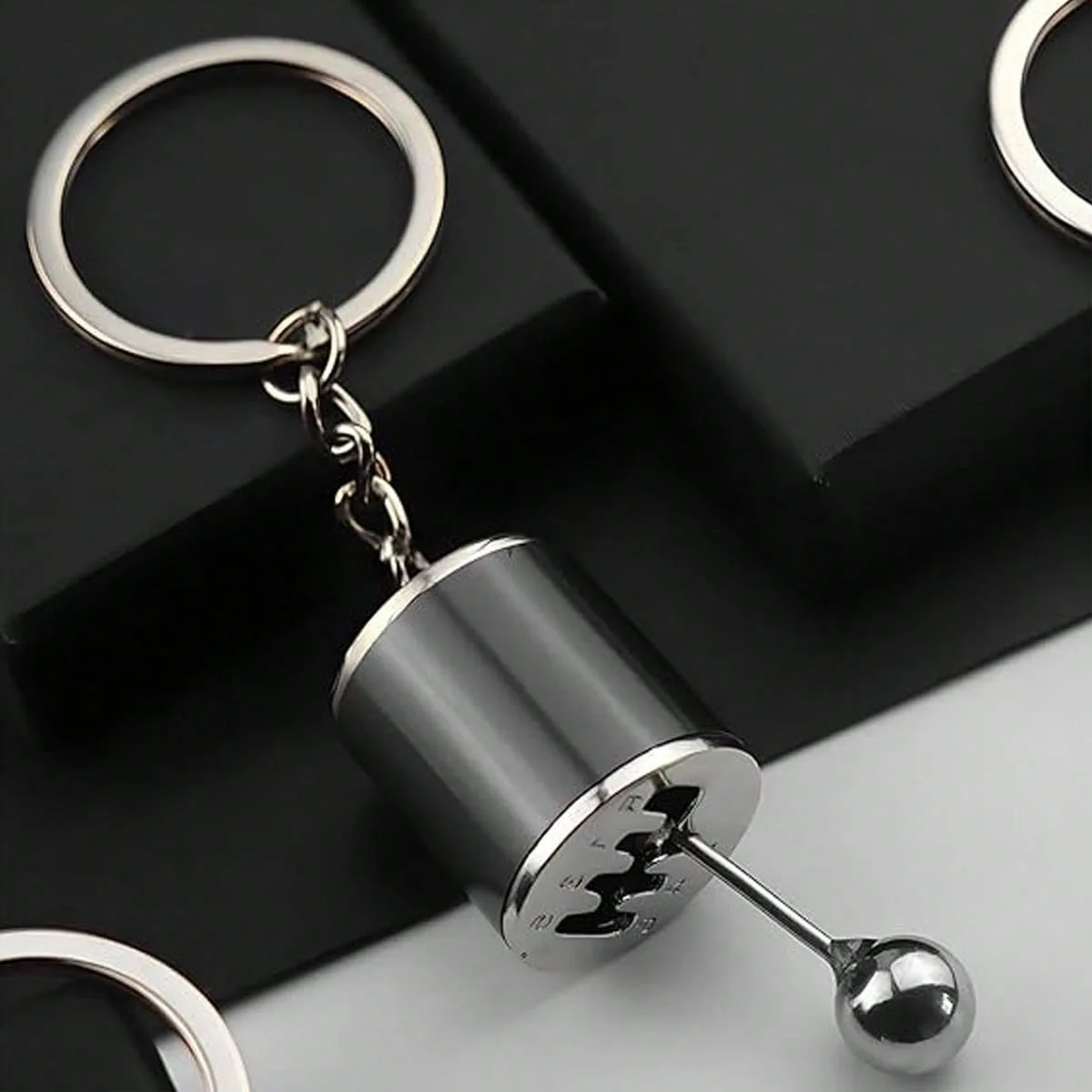 6 Speed Manual Transmission Key Fob - Metal Key Fob, Rust Resistant Stainless Steel Shift Lever Fittings for Car Lovers