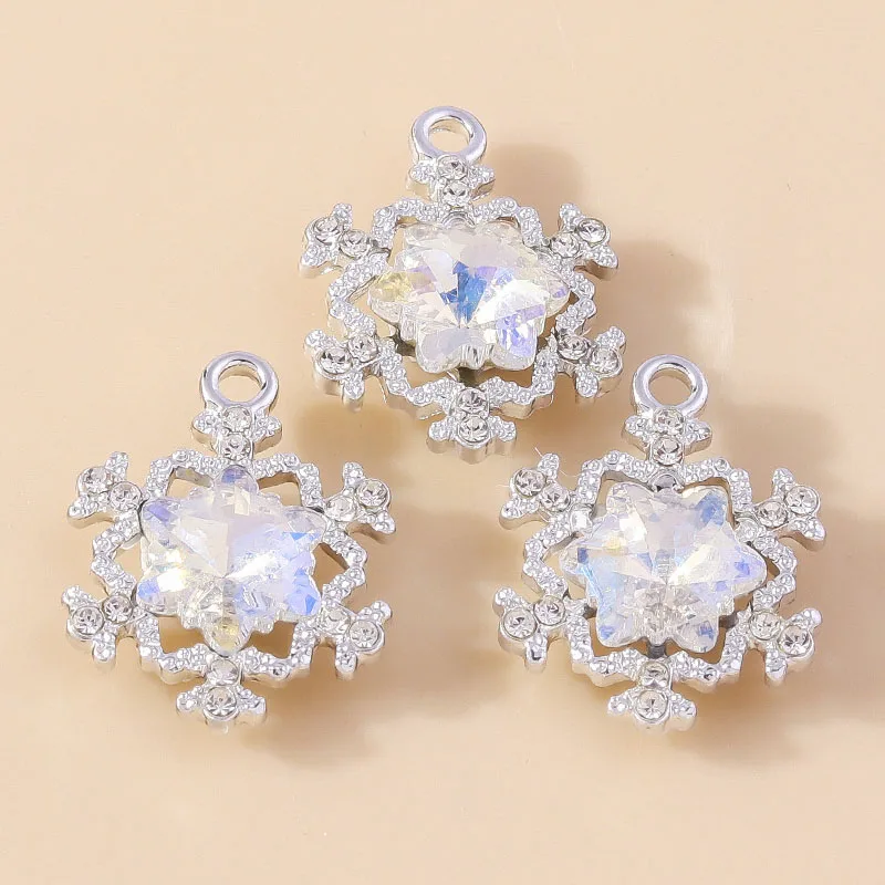 Leslie 10 Stück 17 x 20 mm brillante Kristall-CZ-Schneeflocken-Charms-Anhänger für Schmuckherstellung, Weihnachten, Ohrringe, Halskette, Zubehör – Detail 6