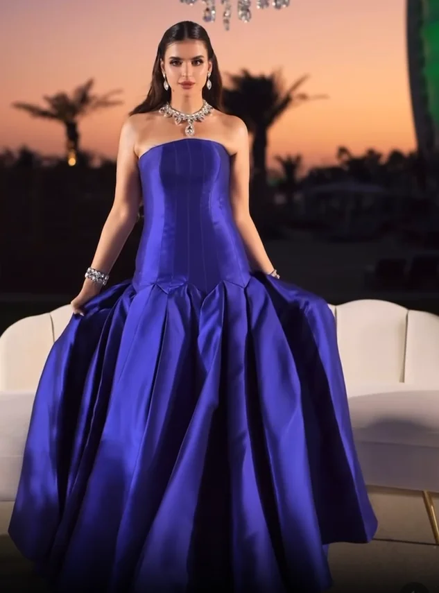 

Customized Saudi Evening Dresses Floor Length Strapless Prom Dresses Formal Women Party Gown Mid-East Maid of Honor Dress