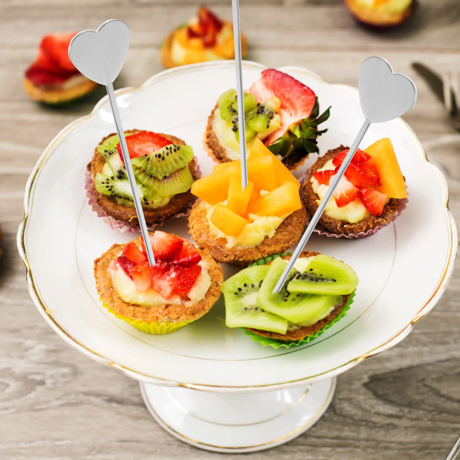 

10 Pcs Sticks Dessert Heart Shaped Dessert Appetizer Picks Fruit Sticks Reusable Bars Cocktail Picks Restaurants