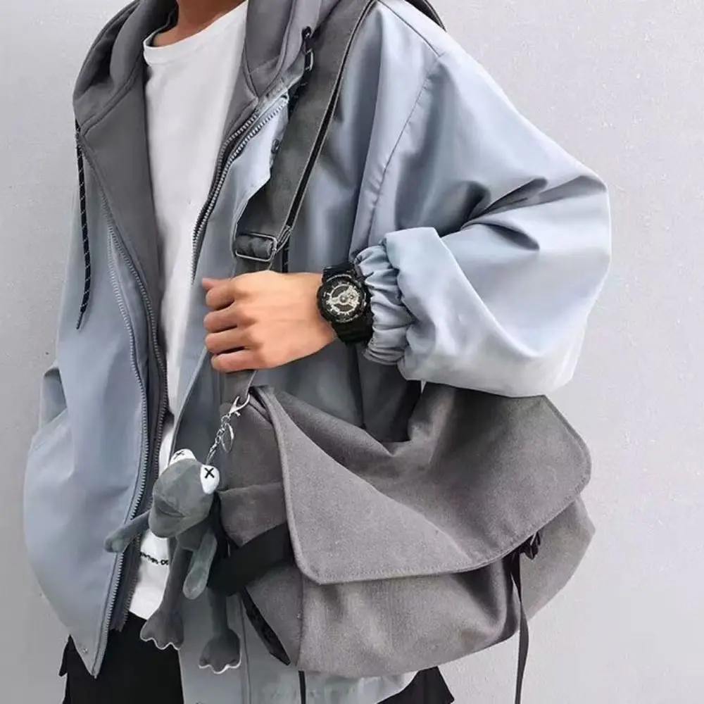 

New Trendy Large-capacity Canvas Tote Bag Cross-body Versatile School Bag Frog Pendant Casual Shoulder Bag School