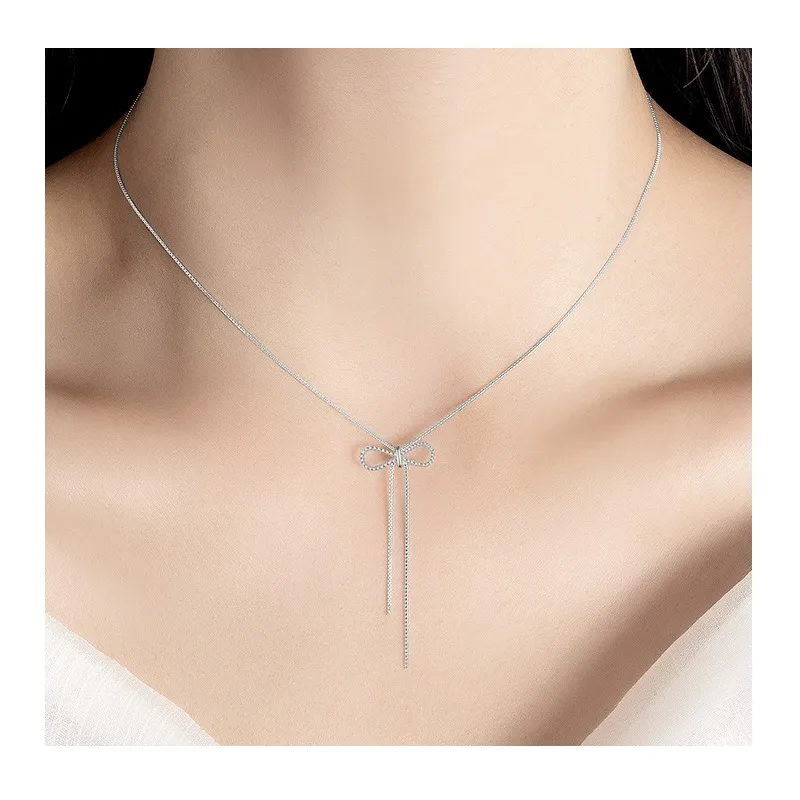 

Серебряное колье Kalaini с бантом и кисточкой, нишевая модель премиум-класса, универсальная цепочка на ключицу