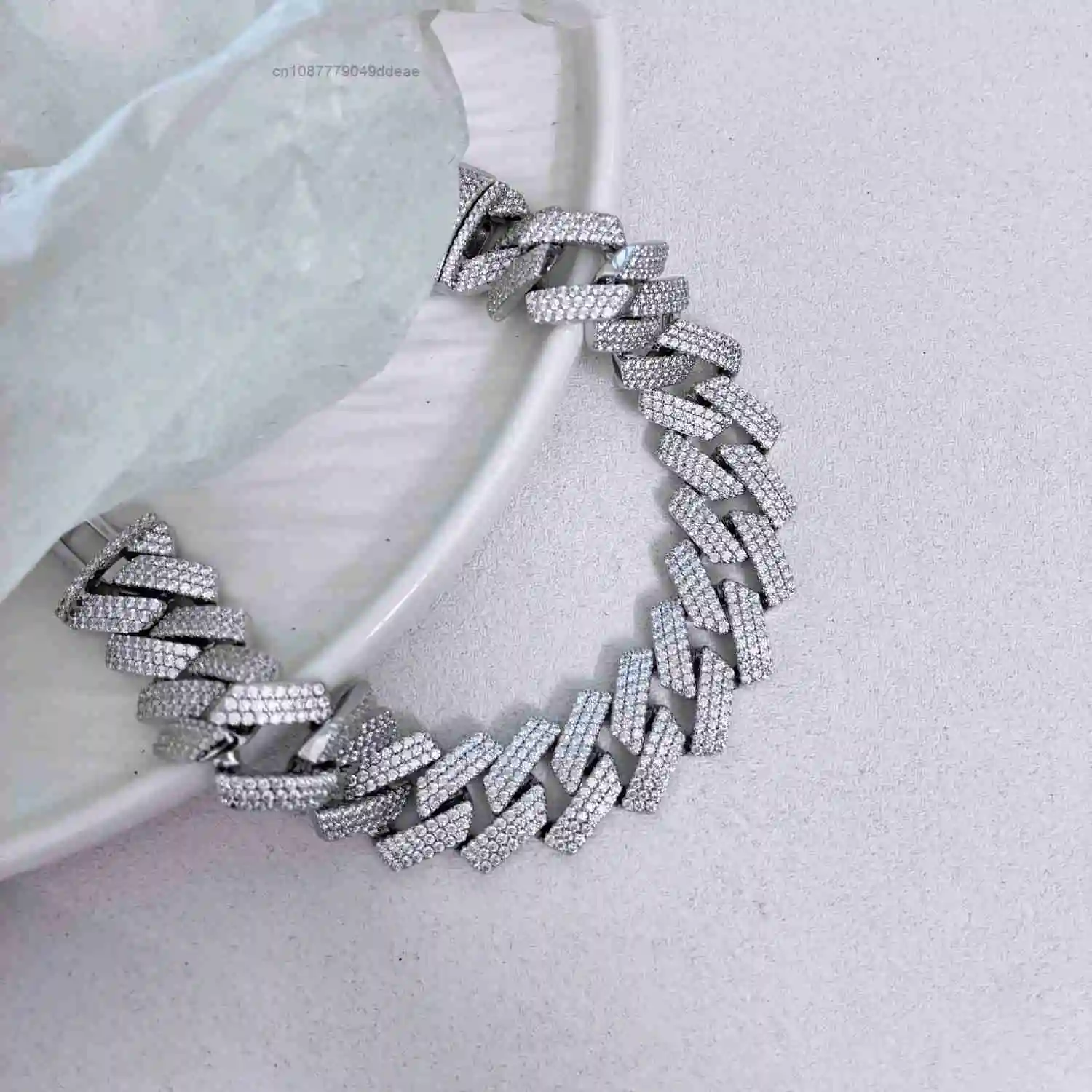 

18MM Miami Cuban Link Chain Necklace Custom Iced Out Moissanite Silver Plated Luxury Hip Hop Jewelry for Men Women