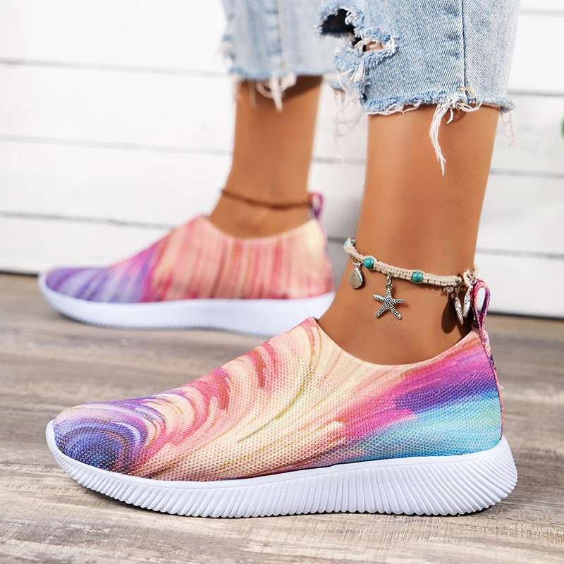 Fashion Tie-dye Print Women Gym Shoes Light Weight Knitted Mesh Sneakers Ladies Plus Size Slip-on Sock Trainer Zapatos