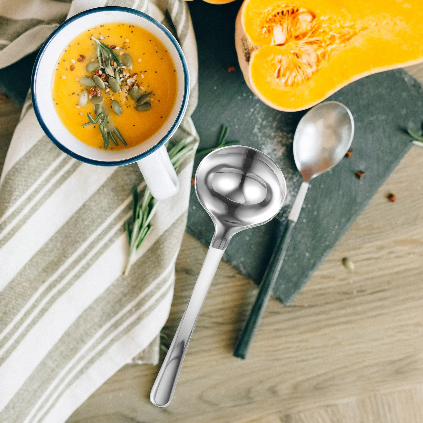 

Long Handle Stainless Steel Soup Spoon Silver Polished Finish Serving Mixing Scoop for Home Restaurant Cafe Dining