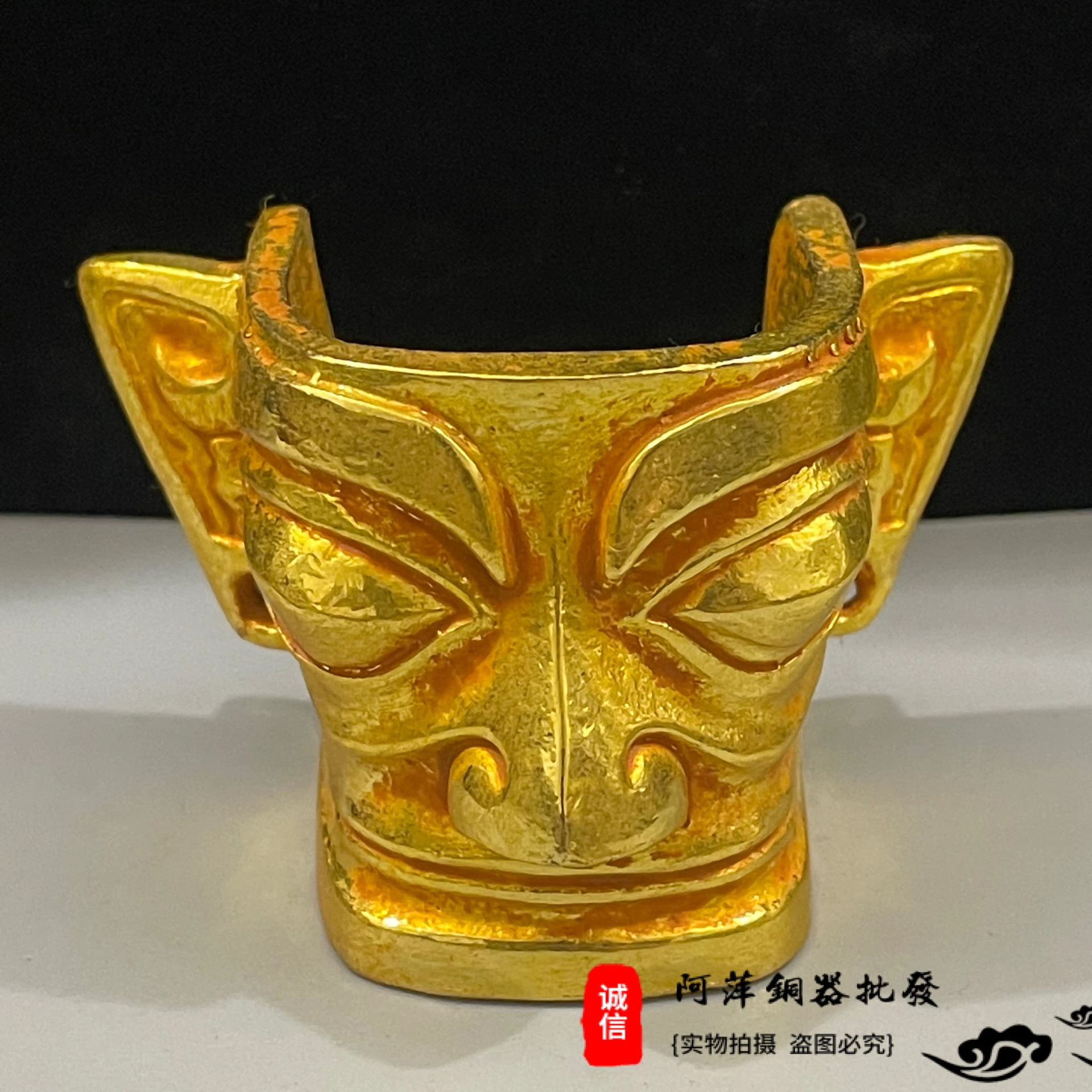 Antique folk return old objects gilt three-star pile golden mask antique home culture ornaments