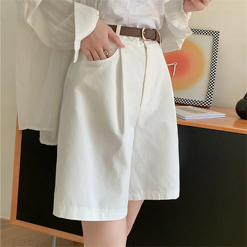 High Waist Summer Cotton Linen Women's Workwear Cargo Shorts Casual Loose Wide Leg Pants Fashionable Short Pants 2026 New