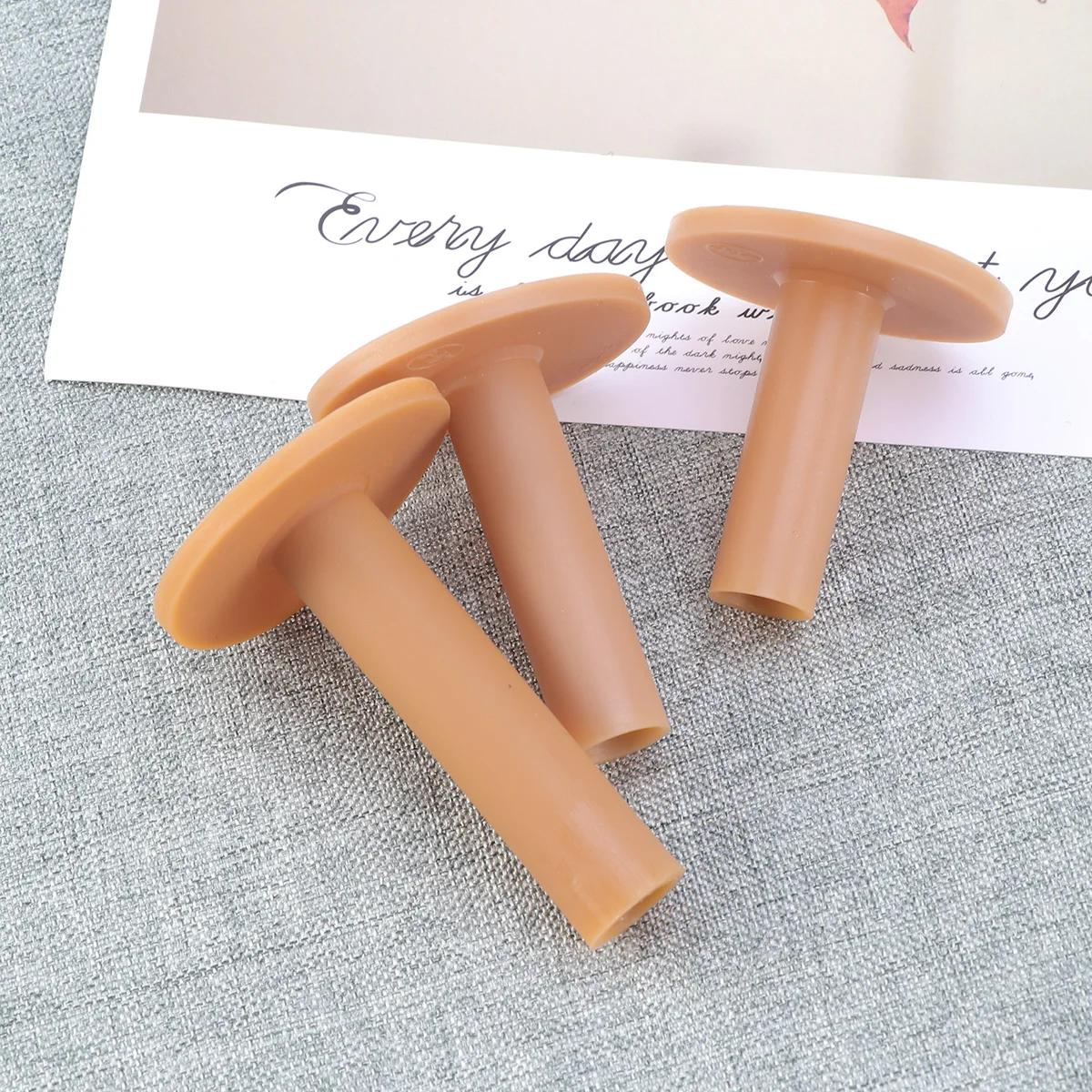 50 مللي متر 65 مللي متر 80 مللي متر جولف تيز 3 في 1 بلاستيك خفيف الوزن صديق للبيئة تي شيرت أوتاد للتدريب الرياضي في الهواء الطلق اكسسوارات أصفر