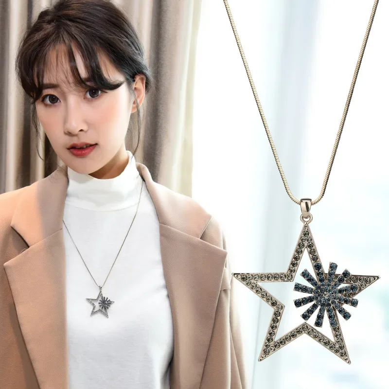 Nuova collana geometrica con stella a cinque punte, una collana lunga alla moda e versatile per maglioni
