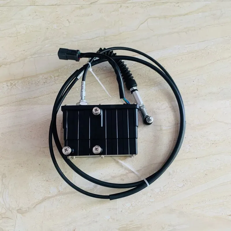 Excavator Engine Speed Adjustment Motor 21EN-32360 21EN-32380 Construction Equipment Spare Parts