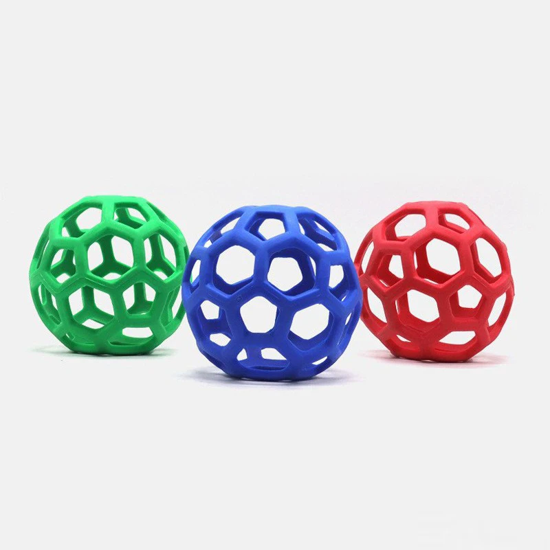 كرة تغذية القش المستقرة المعلقة، لعبة حصان TPR متينة، موزع قش معلق مقاوم للمضغ للمشط والمراعي والترفيه.