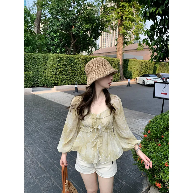 

Romantic Sweet Waist-Cinching Floral Print Blouse Women's Light Yellow Lace Trim Shirt Commute Style High Waist Lantern Sleeve
