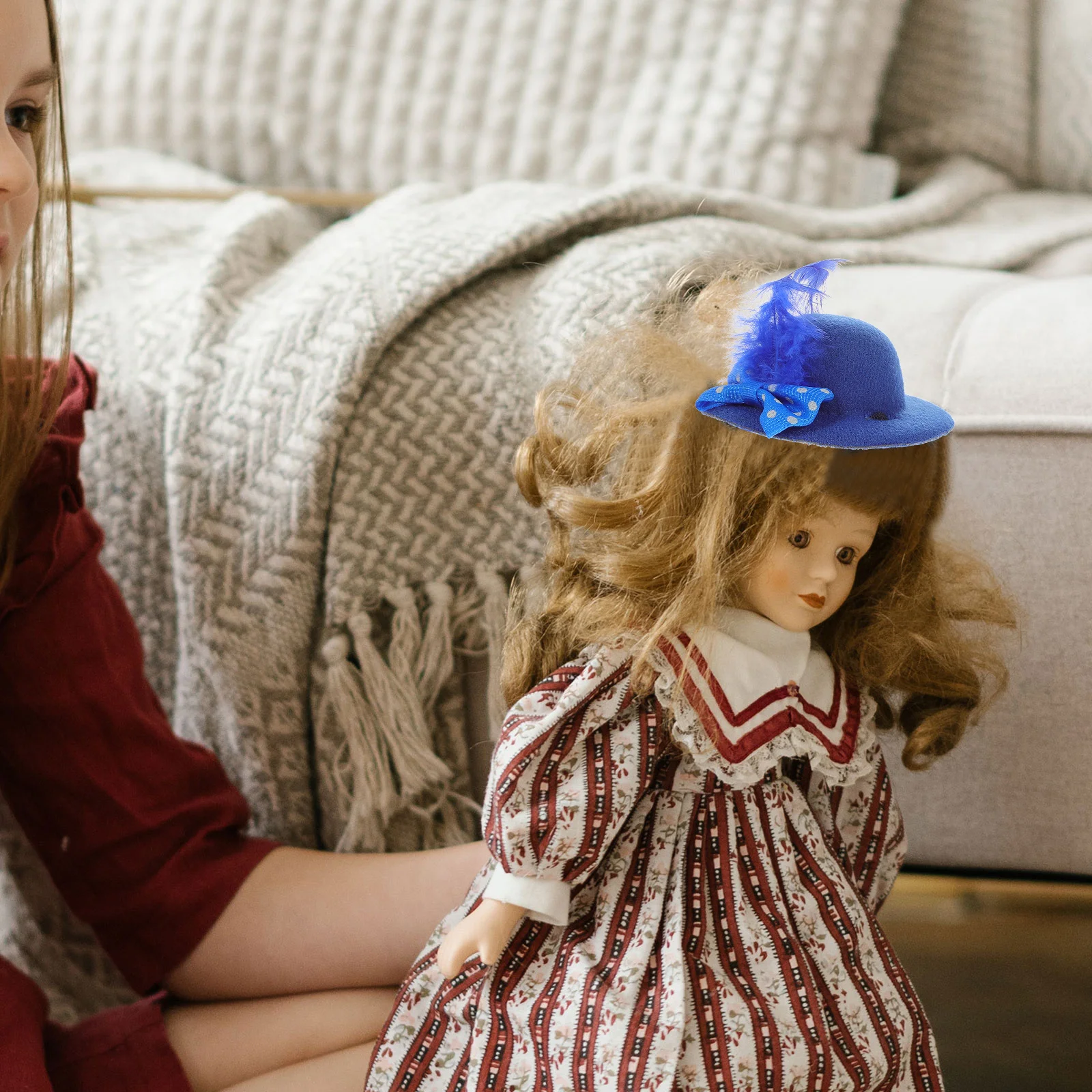 SHERCHPRY 6pcs Hat Tea Party Decorations Tiny Santa Caps for Mini Figures Polyester Colored Top Hats