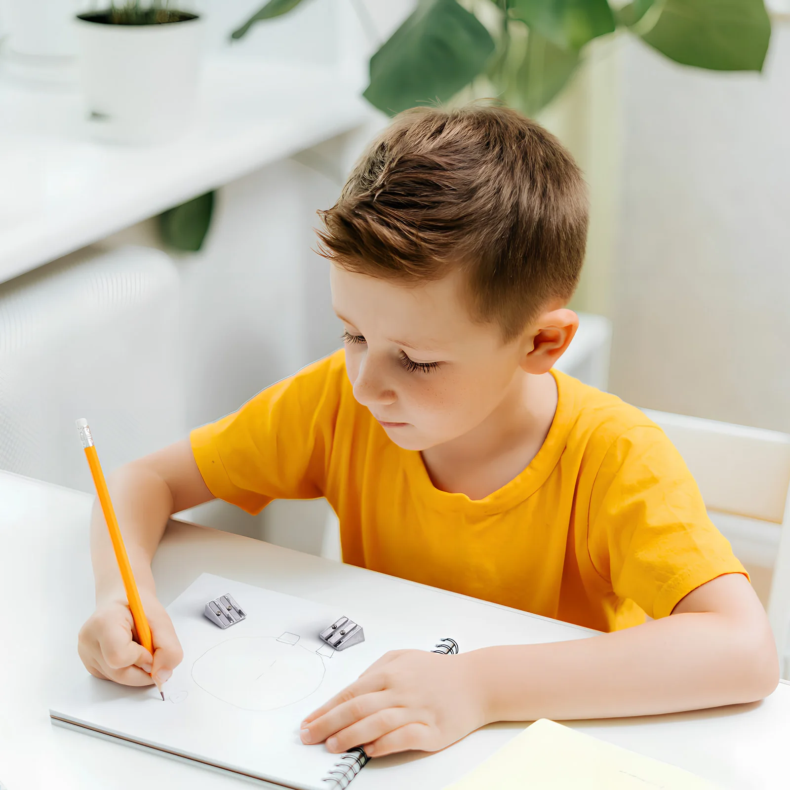 16pcs อลูมิเนียม Sharpeners Crayon Sharpener หลุมแบบพกพา 25x23x12 มม.นักเรียนอุปกรณ์สํานักงานของขวัญ