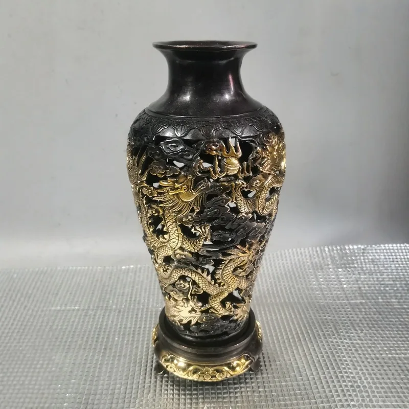 Copper-carved hollowed-out gold-accented nine-dragon vase,Antiqued craft ornaments
