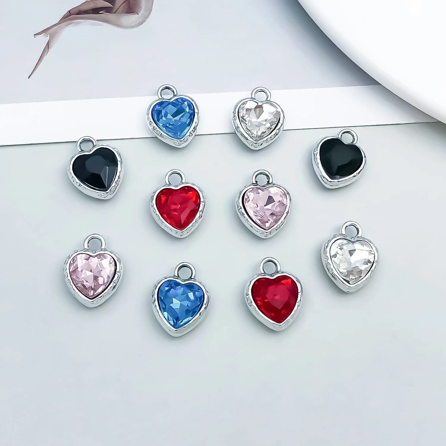 10pcs Alloy White K Color Diamond Heart Pendant Jewelry Making DIY Earrings Charms for Jewelry Bracelets Necklace