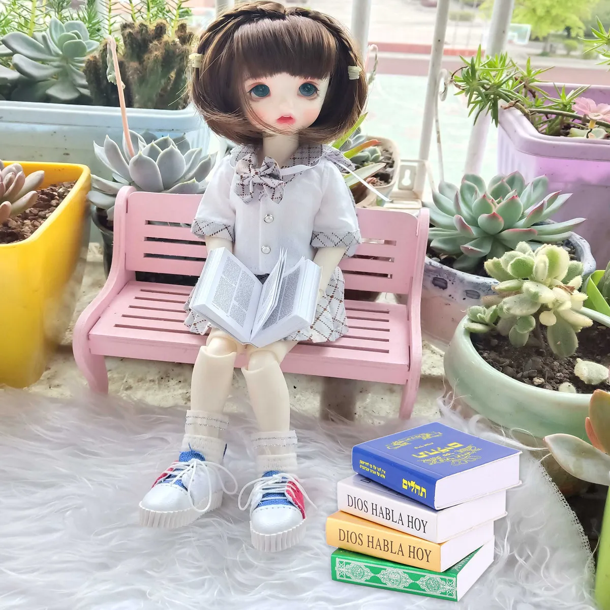 

4pcs Bible Bookshelf Decor 1 6 Scale Dollhouse Accessories Bedroom Accessory Book Bedroom nament Holy Book Mini Bible Toy