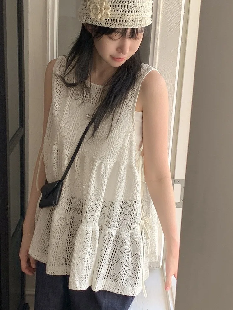 Chic Lace Embroidery Side Bowtie Women's Vest Top Summer Unique Design Sensation Layered Upper Body Korean Style Bubble Sleeve view 3