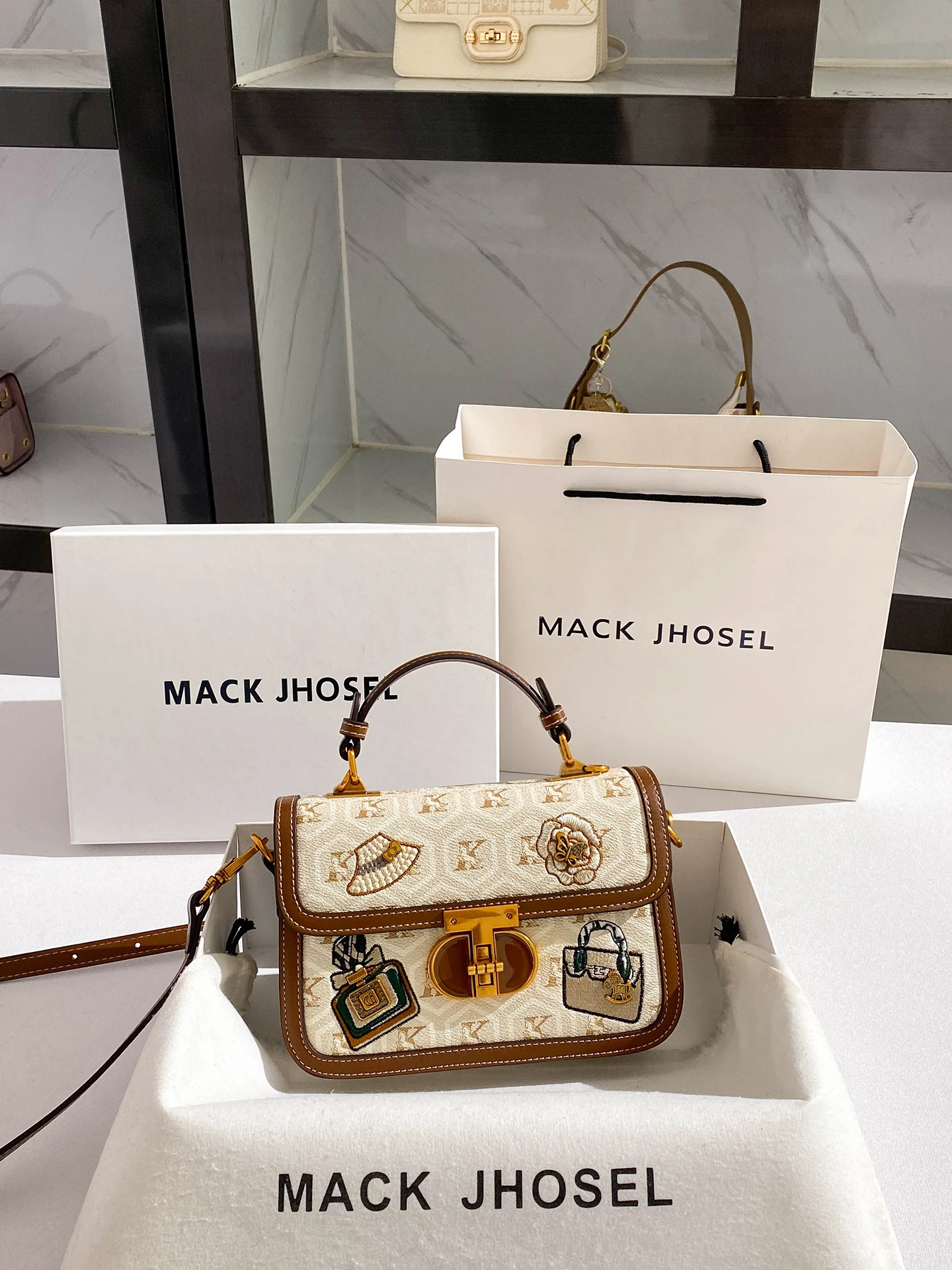 

Винтажные и роскошные дизайнерские сумки с нежным дизайном с блестками и принтом. Популярная и новая модная женская сумка через плечо.