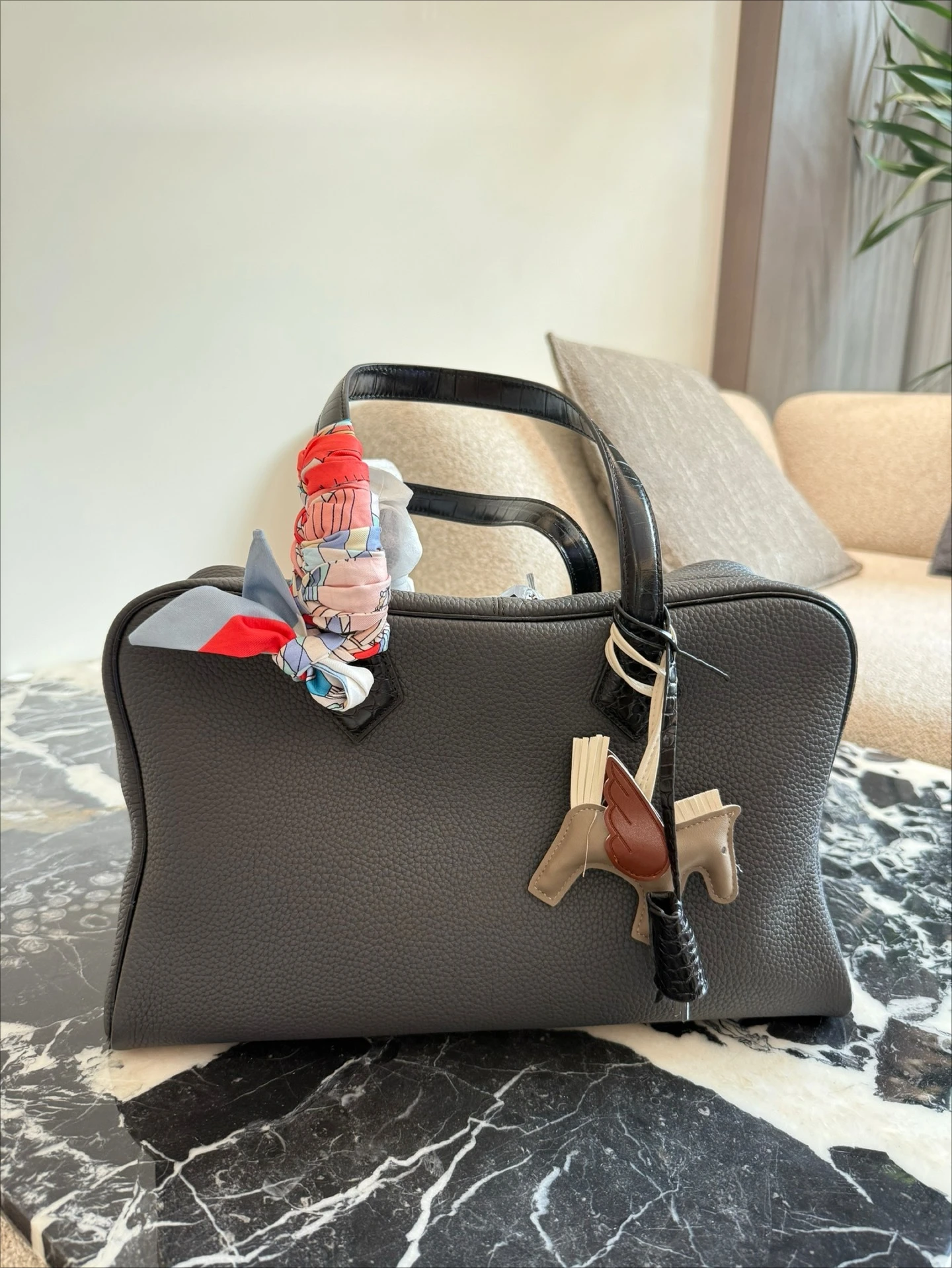 

H Large Capacity Bag Bowling Work Business Women 2025 Cool Fashion New Outdoor Travel Waterproof Hiking Pack Anti-Theft Handbag