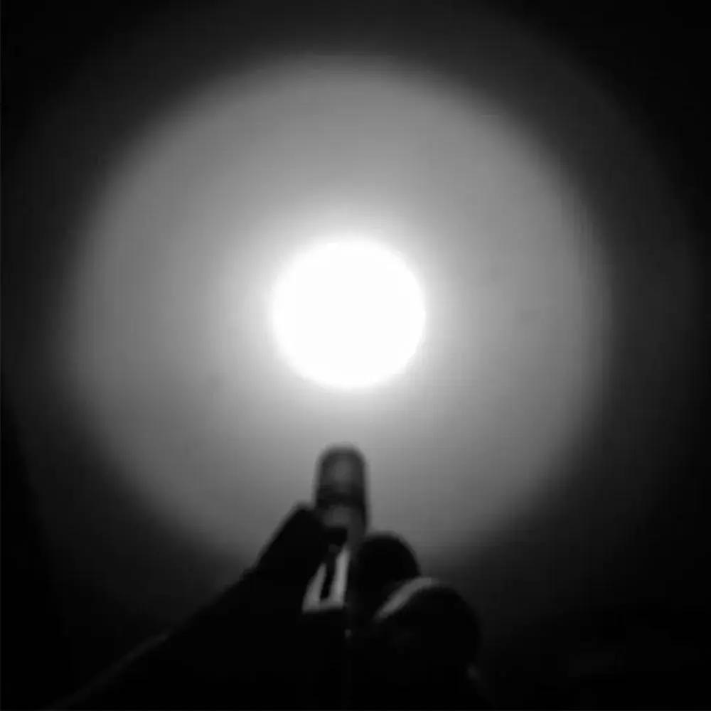 クリップ付きミニペンライト、携帯用懐中電灯、ポータブルミニライト、ペンライトクリップ、作業灯、ブラック、超高輝度ミニLED懐中電灯