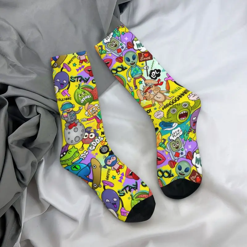 Benutzer definierte Herren Cartoon Alien Charakter kreative Kunst Kleid Socken Unisex Atmungsaktiv warm 3D gedruckt Graffiti-Stil Crew Socken