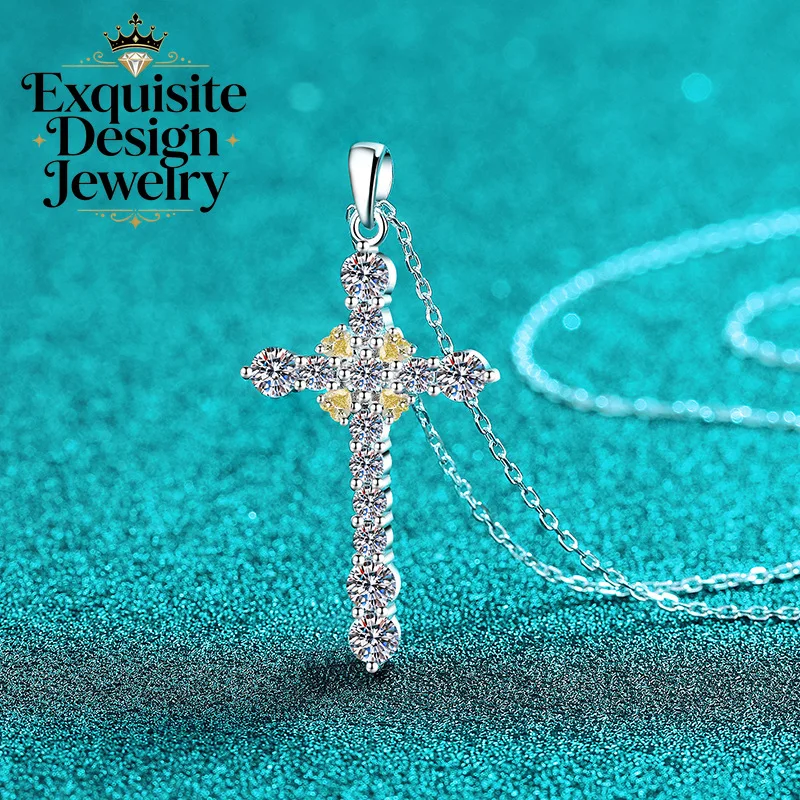 Exquisite Platinum PT950 Personalized All Moissanite Necklace, Cross Color-Blocked Diamond-Studded Pendant Collarbone Chain