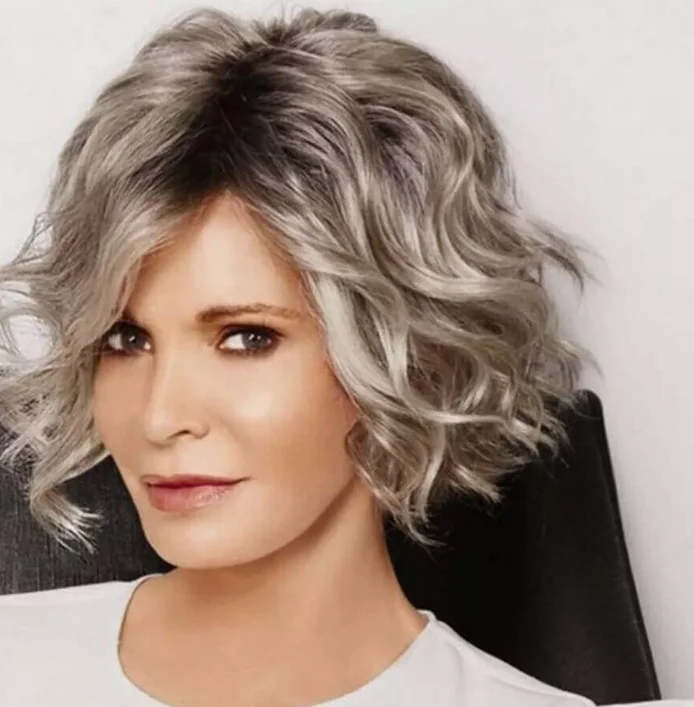 12 Inch Silver Gray Short Curly Wig Women's Layered Capless Wig