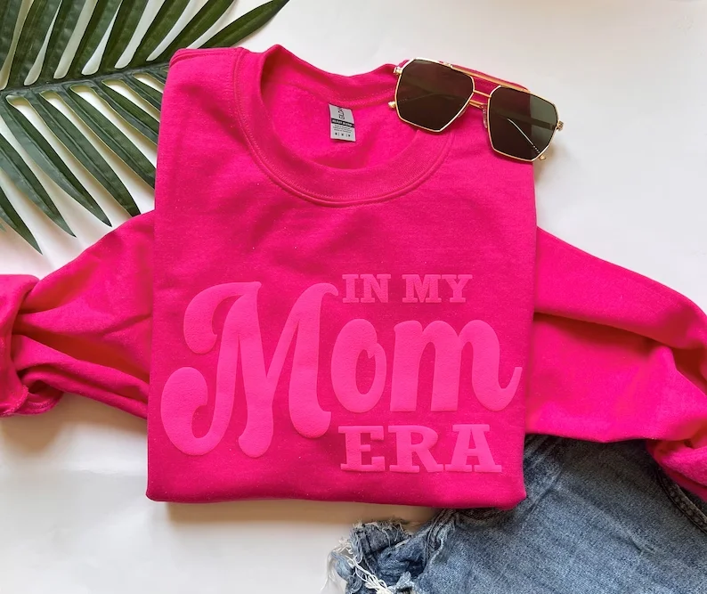 In My Mom Era Sweatshirt Gift For Mommy Sweatshirt Unique Girl Mom Tops Long Sleeve Pink Mom Gifts Mama Sweatshirts